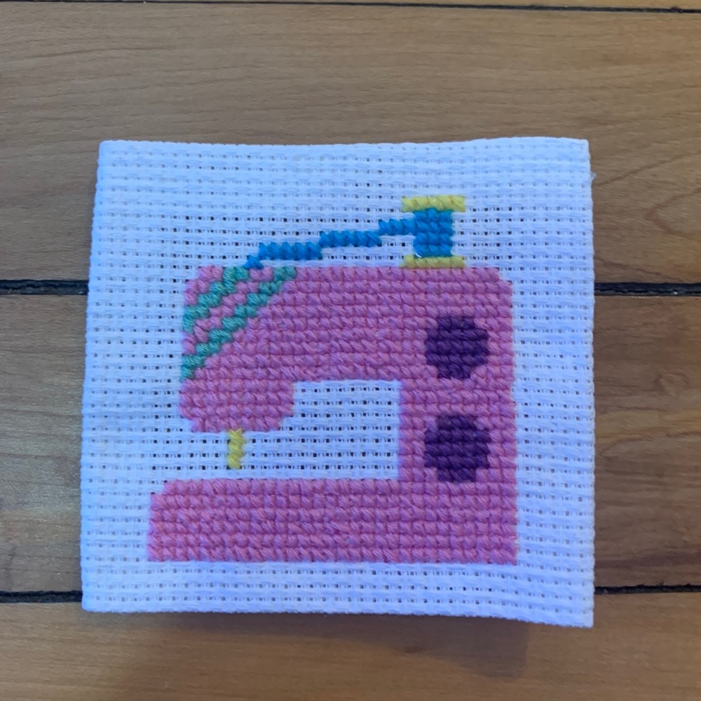 Sewing machine mini cross stitch